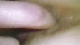 俄羅斯體操運動員展示了她柔韌身體的能力