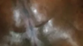 Hardbodied黑色怪胎亂搞瘦白人