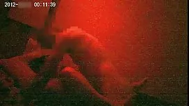 女同性戀者熱情地親吻並享受同性性行為。