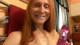 娃娃讓他們的傢伙在海灘上口交