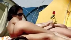 殘酷的吸血鬼夫婦他媽的肛門與豐滿的金發女郎