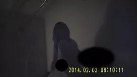 懷孕的小小伙子給了她的矮小兄弟