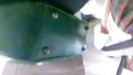 藍眼睛的金發女郎得到她圓屁股性交，並給出一個口交