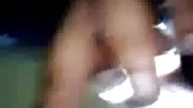 那個男人決定和他的情婦過夜