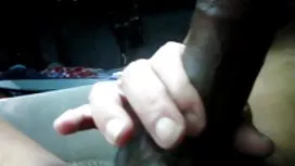 貝貝認為廁所裡有變態的性愛小便